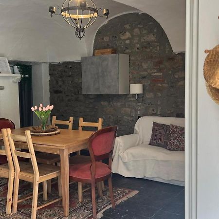 דירות לצנו Casa Caterina מראה חיצוני תמונה