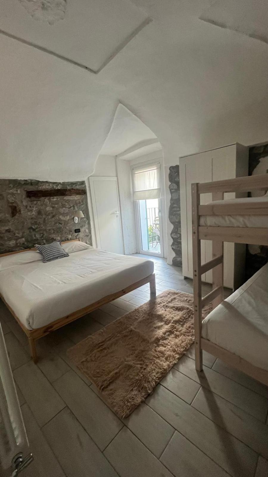 דירות לצנו Casa Caterina מראה חיצוני תמונה