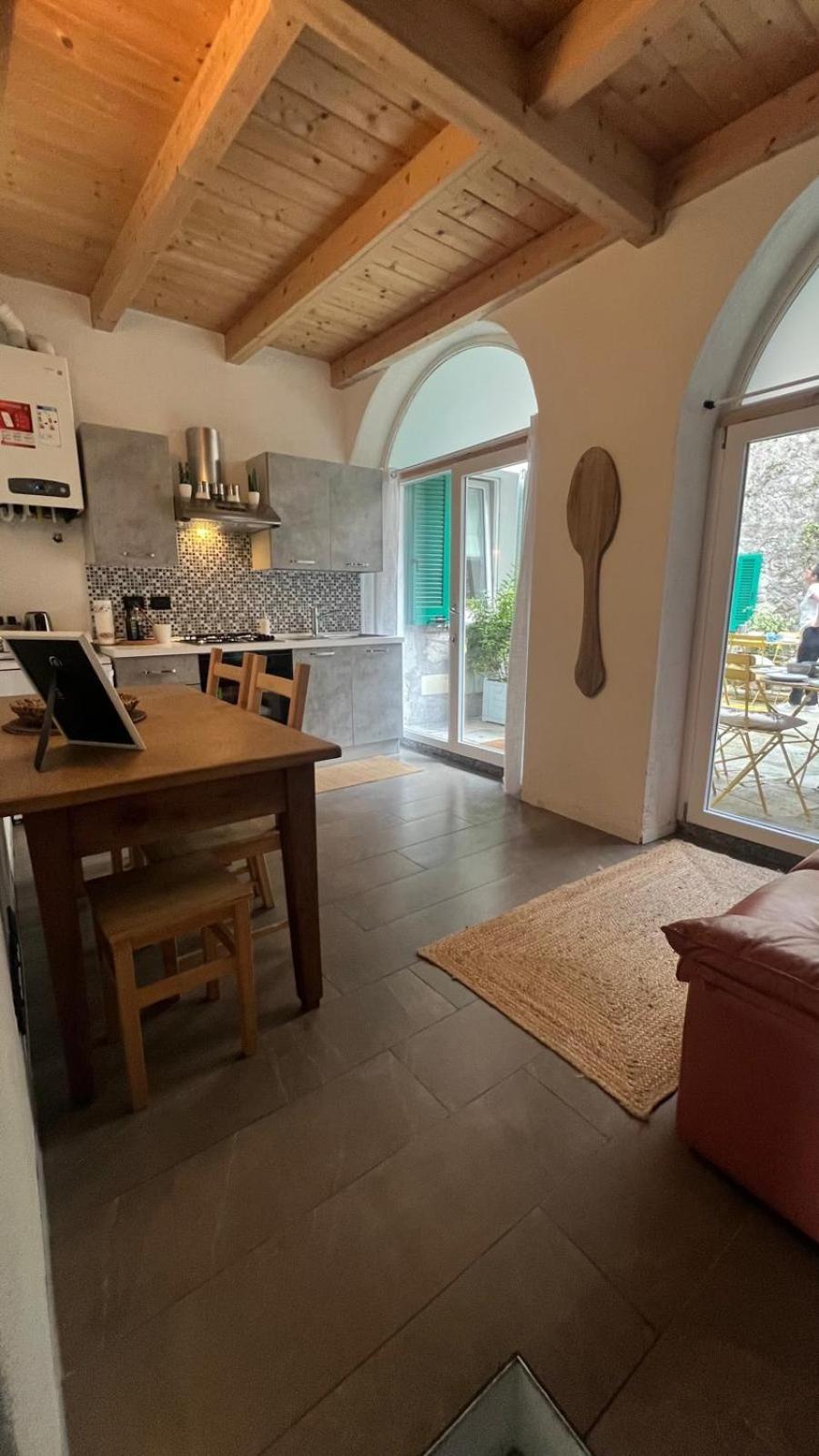 דירות לצנו Casa Caterina מראה חיצוני תמונה